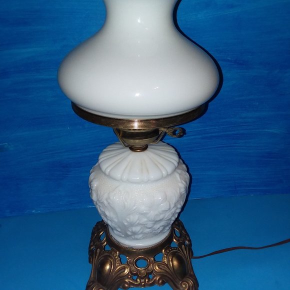 Antique Working Victorian Electric Oil GWTW Milk Glass Mushroom Shade Table Lamp - Picture 5 of 11
